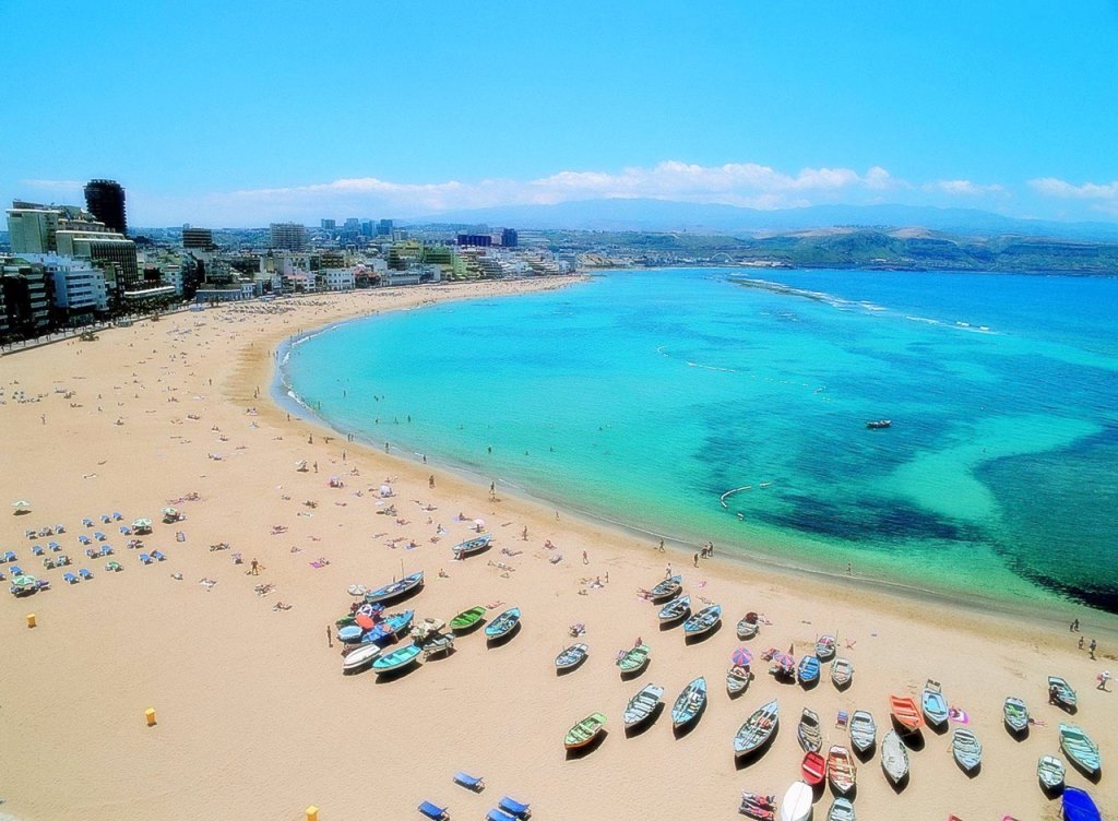 tenerife-beach-work-abroad