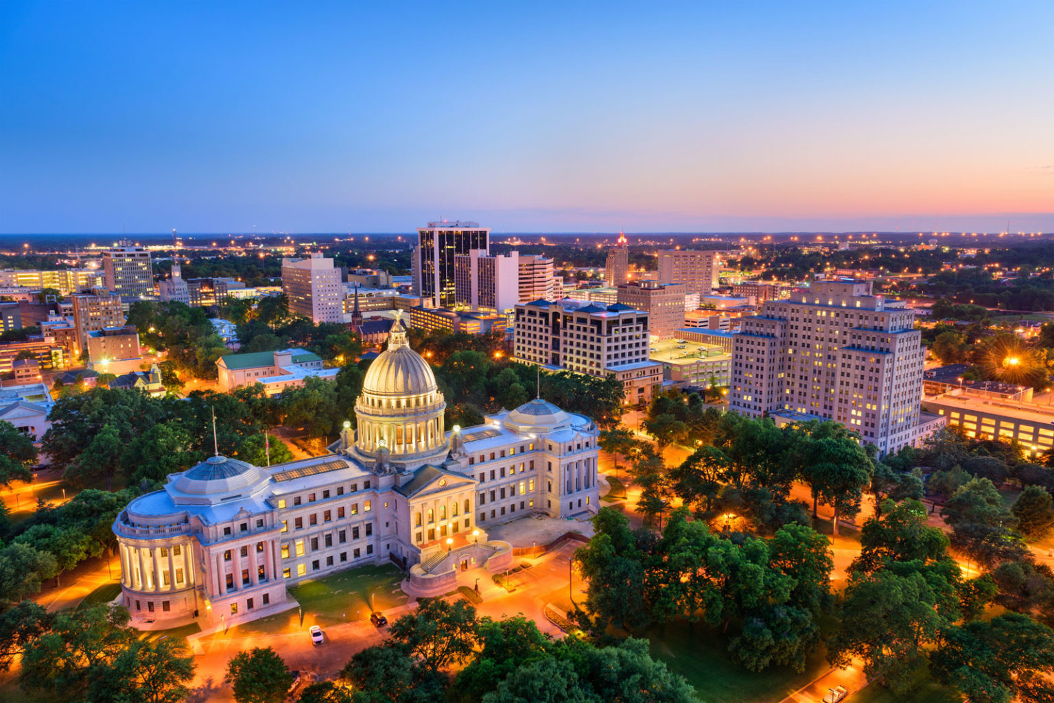 visit mississippi state capitol