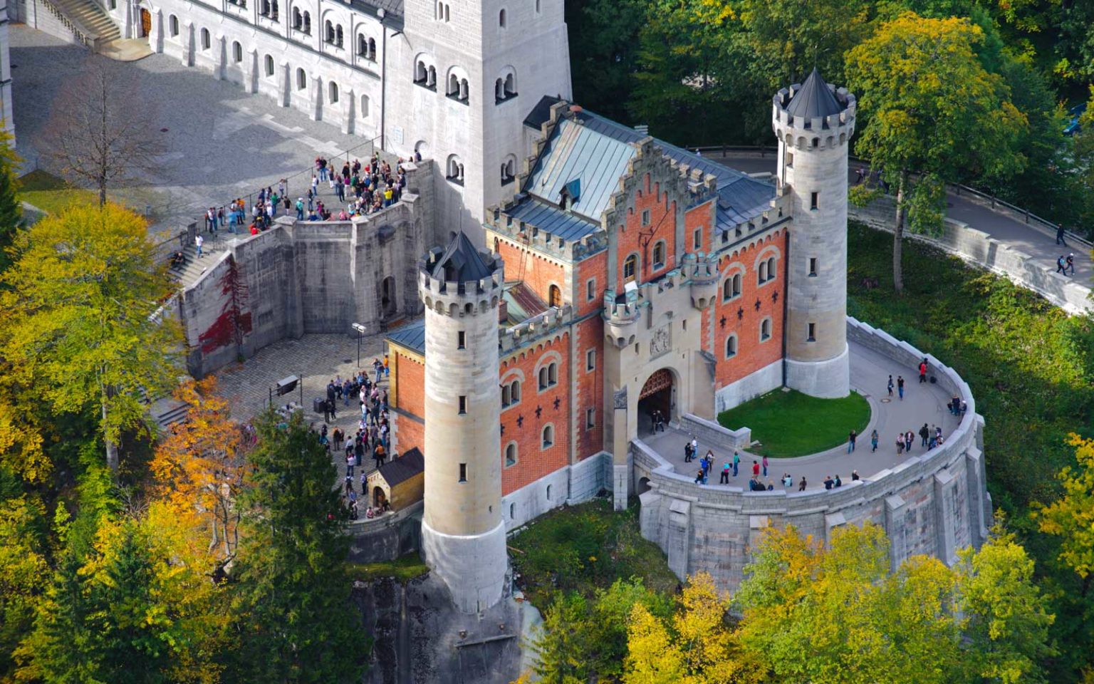 neuschwanstein castle tourist information