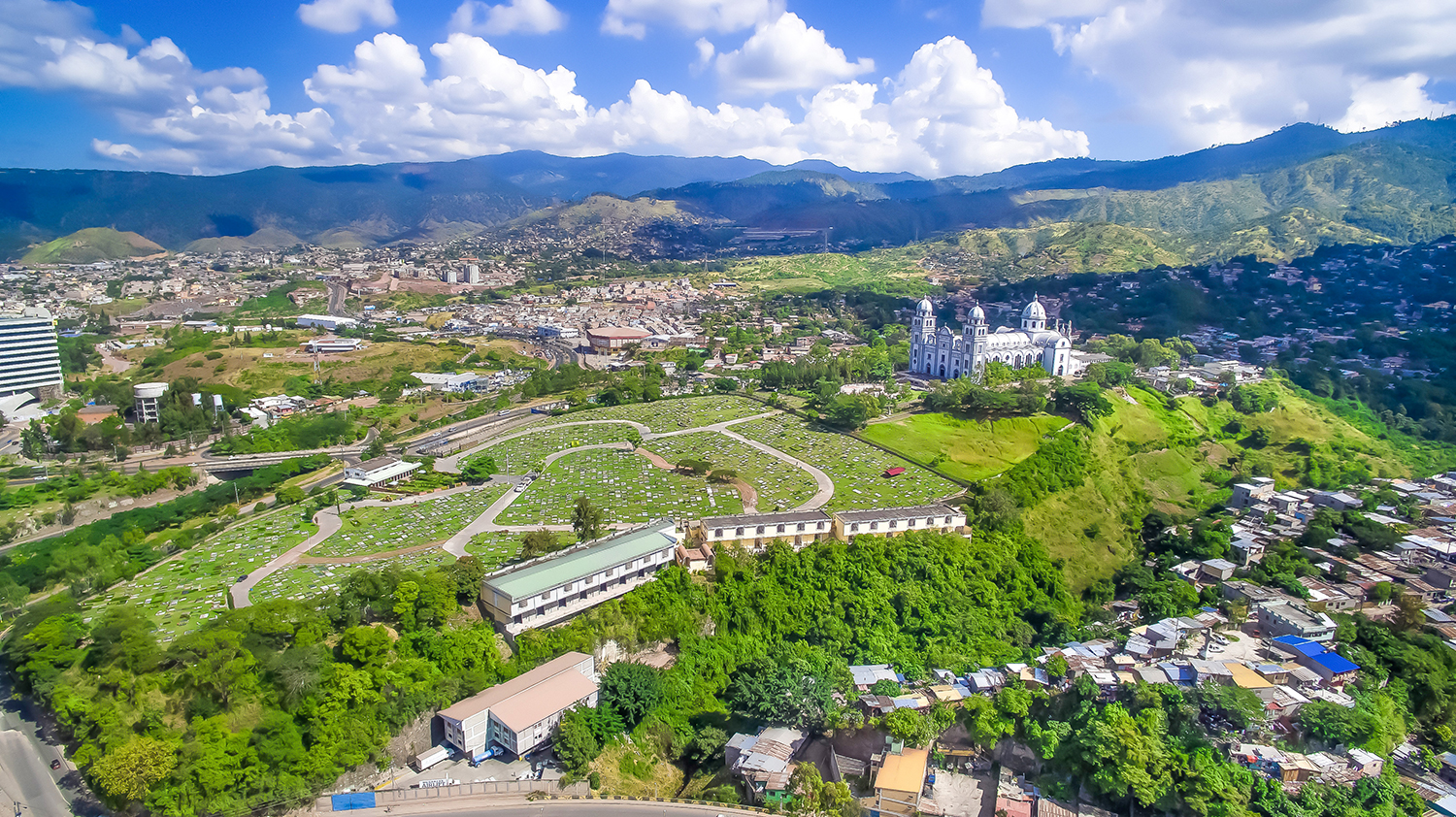 tourist attraction of honduras